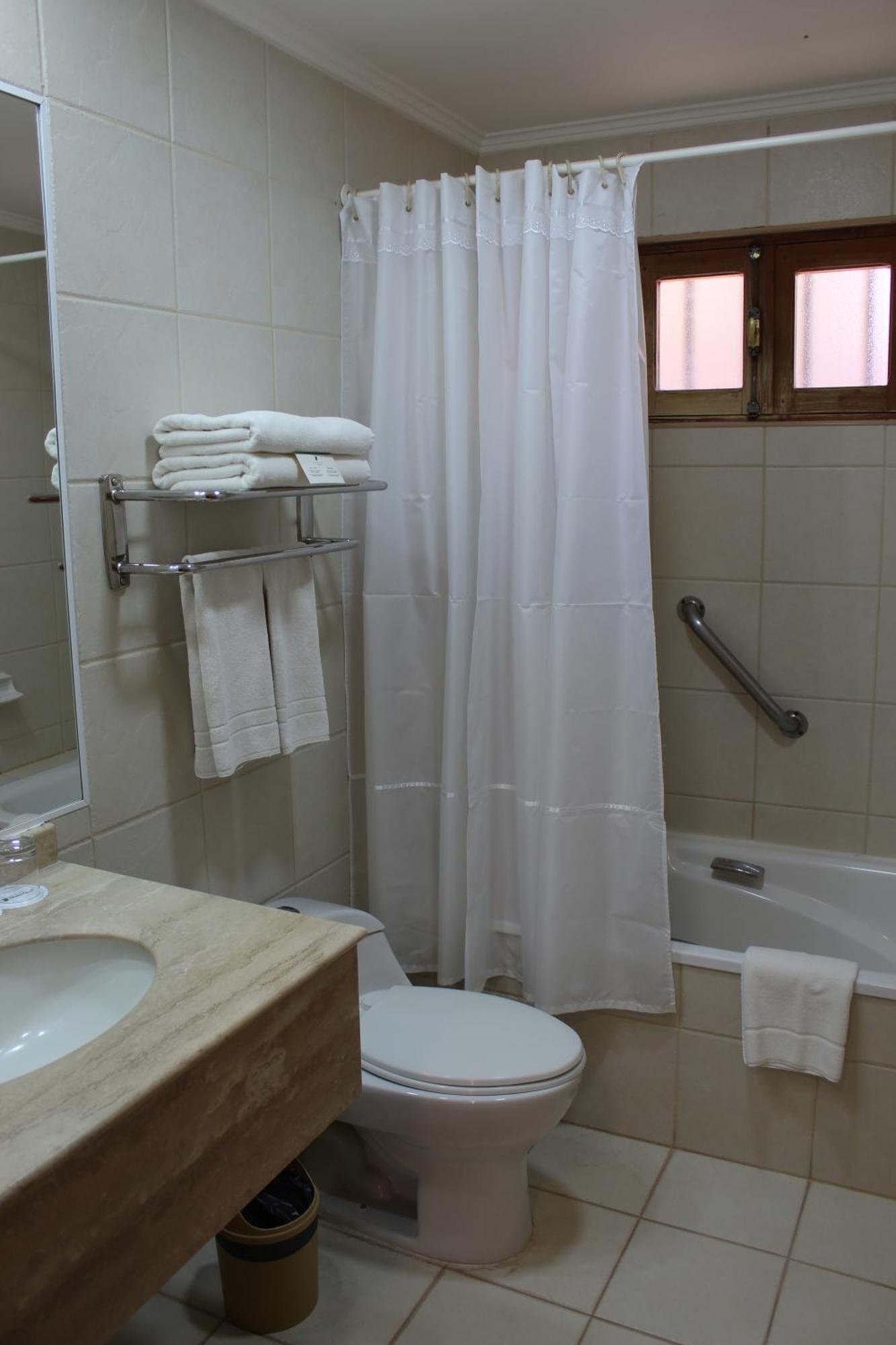Hotel Diego De Almagro ซานเปโดร เด อาตากามา ภายนอก รูปภาพ