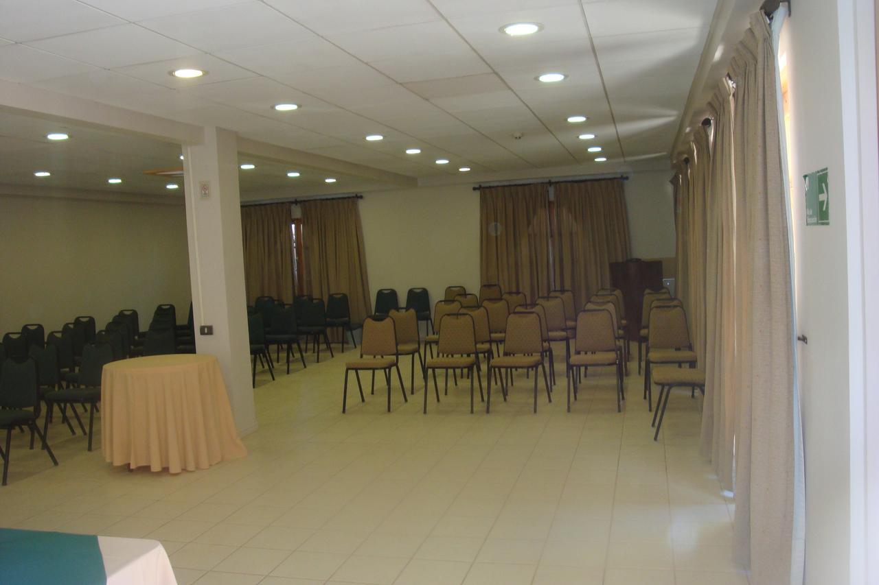 Hotel Diego De Almagro ซานเปโดร เด อาตากามา ภายนอก รูปภาพ